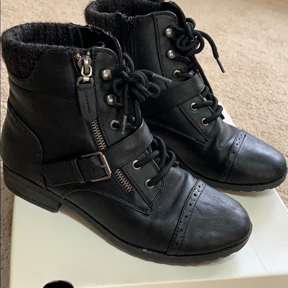 SO (Kohl’s Brand) Black Ankle Combat Boots